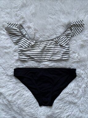 Vince Camuto Black & White Striped Ruffle Bikini Set